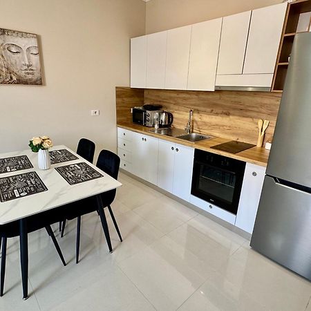 New Bazaar Cozy Apartment 2 Dajti View Tirana Exterior foto